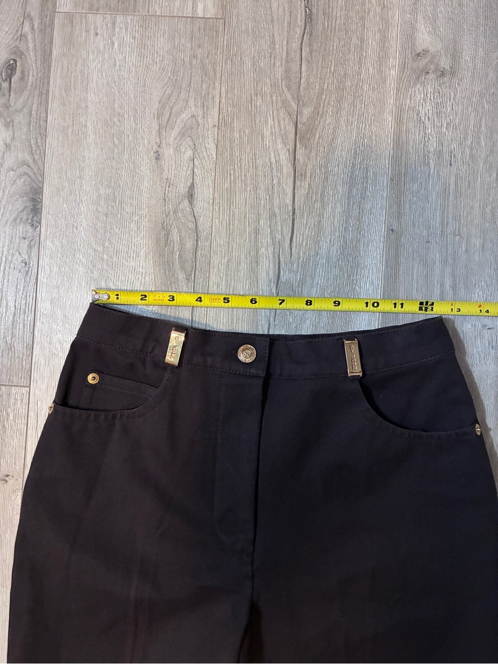 St. John Sport Black Straight Leg Pants Size 2 Gold Hardware Stretch - Picture 6 of 10